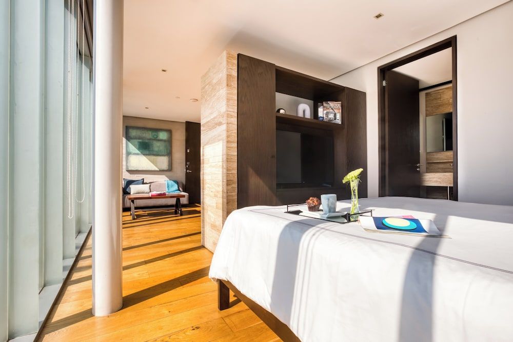 AR 218 Hotel by ULIV Standard Suite