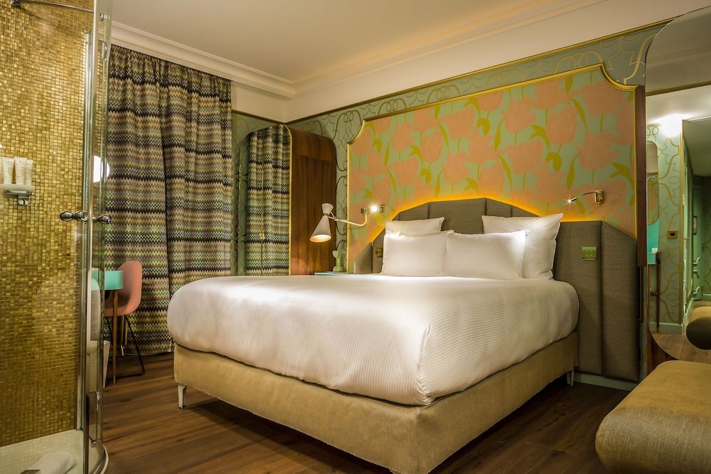 Idol Hotel Double Room (Lady soul) 3