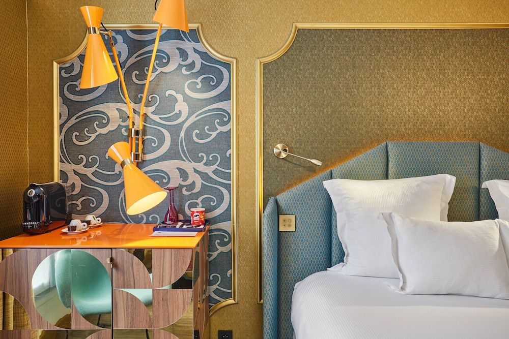 undefined Idol Hotel 9