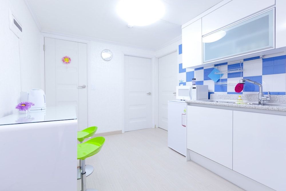 undefined Wow Hills Guest House 4