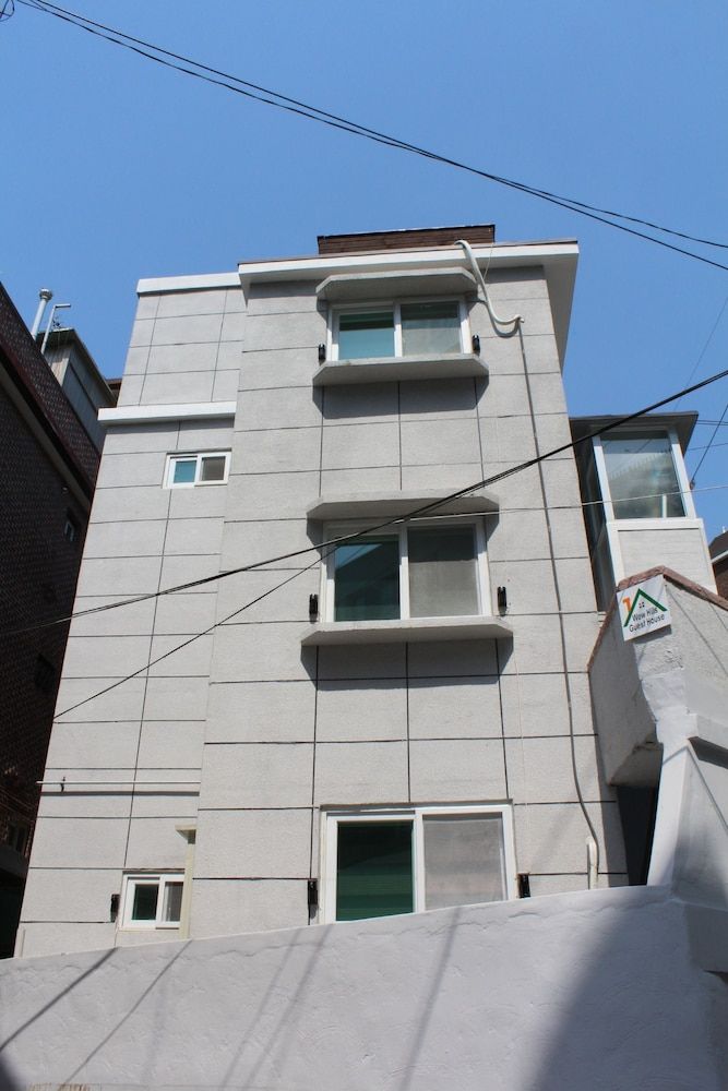 undefined Wow Hills Guest House 6