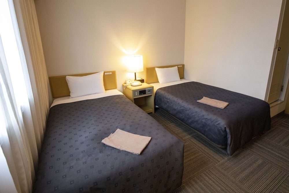 Court Hotel Mito Twin Room, Non Smoking 3