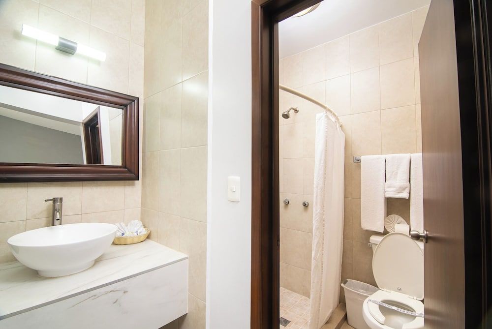 Best Western Plus San Jorge Standard Room, 2 Double Beds, Non Smoking 5
