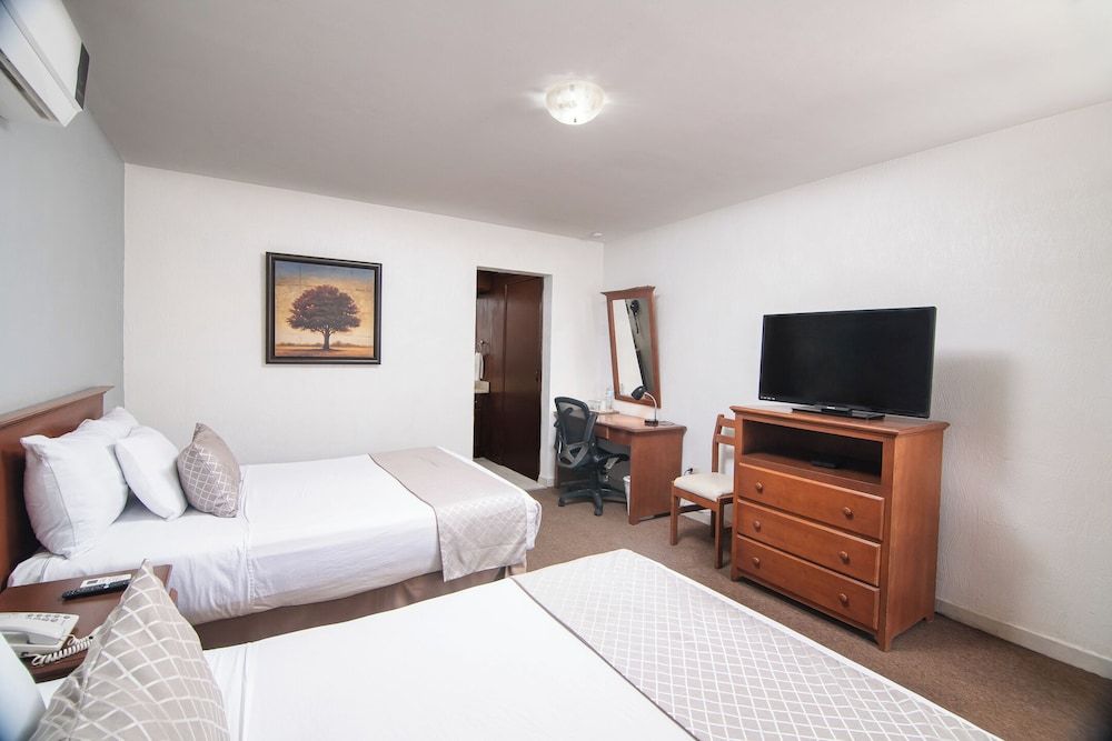 Best Western Plus San Jorge Standard Room, 2 Double Beds, Non Smoking 2