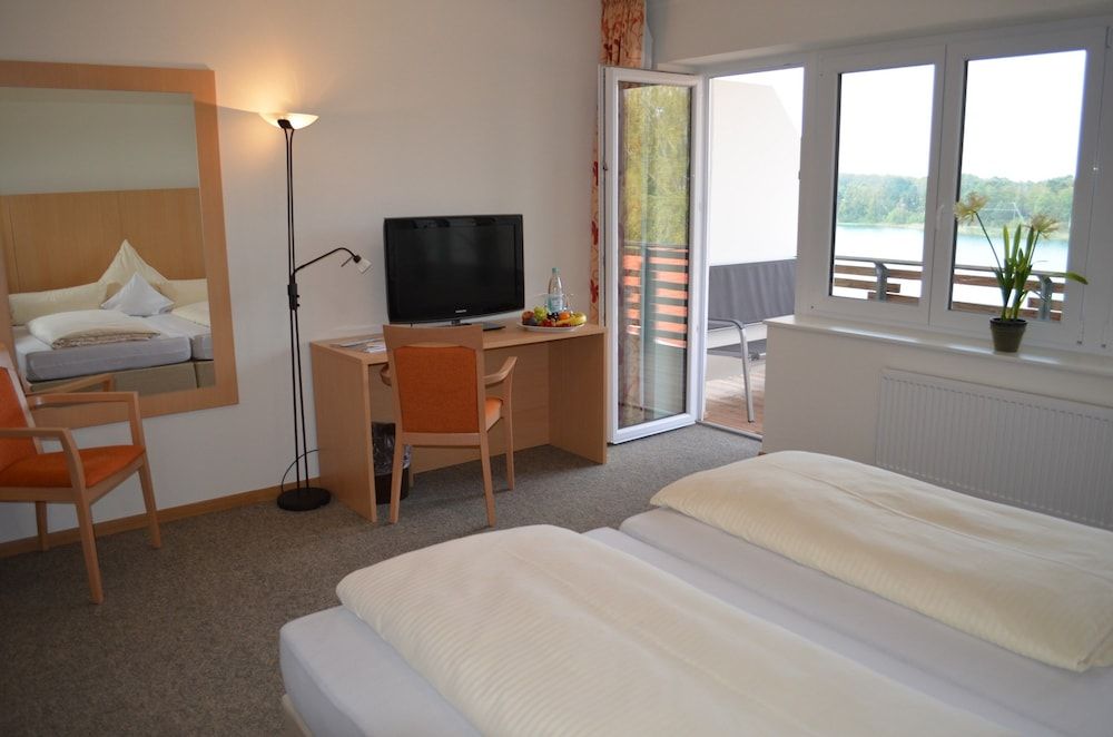 BernsteinSee Hotel Standard Double Room, Balcony 4
