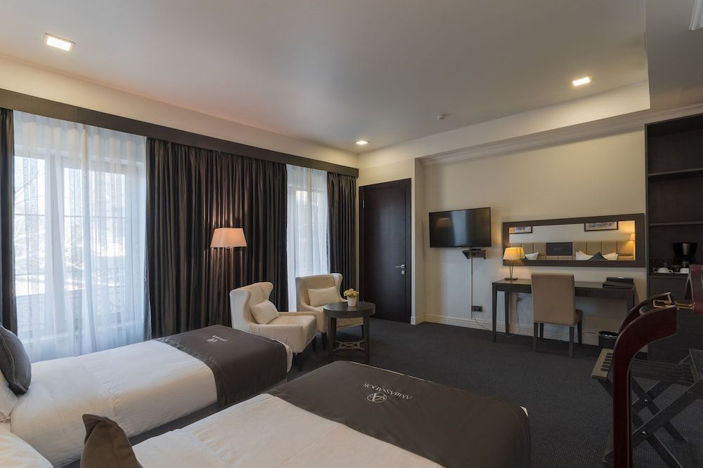 Ambassador Hotel Family Room 13