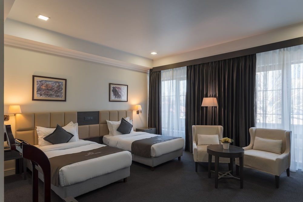 Ambassador Hotel Family Room 11