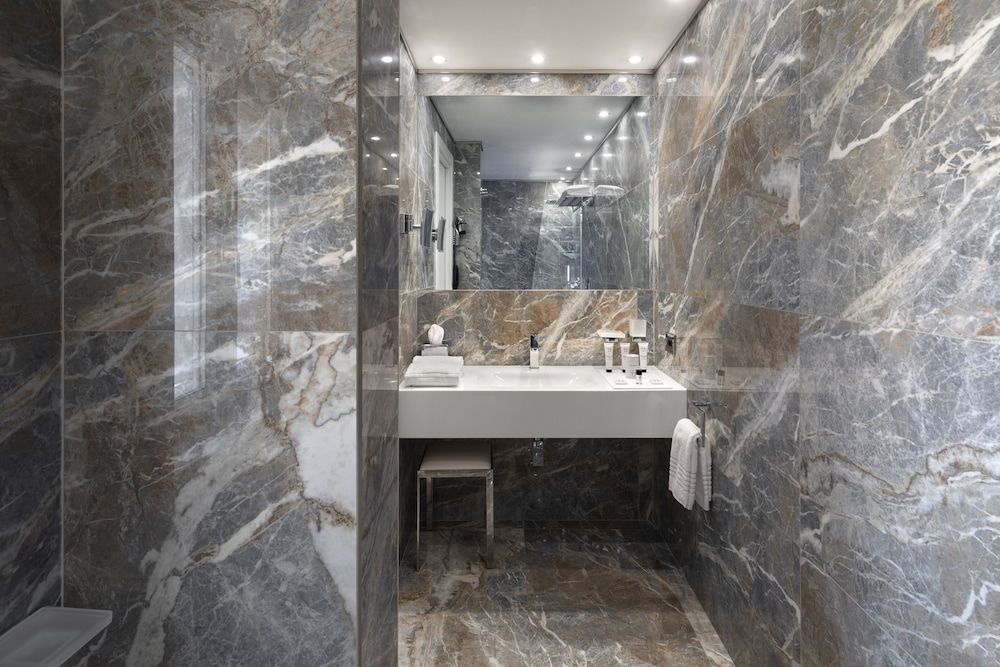 LHP Napoli Palace & spa Classic Room 4