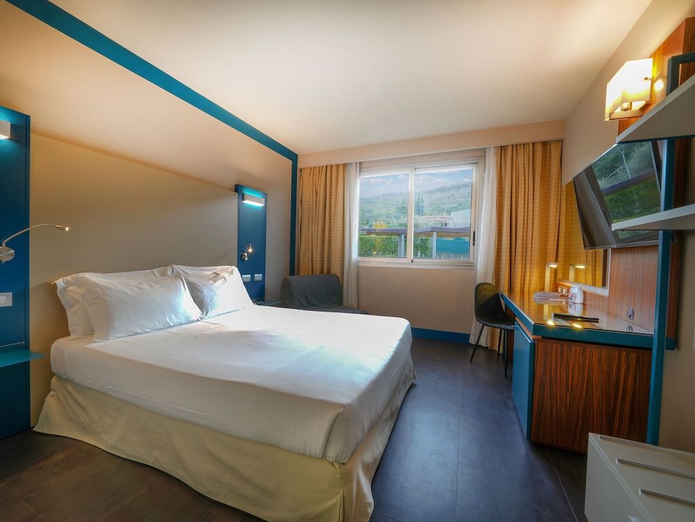 La Meridiana Bleisure Hotel Superior Triple Room 2