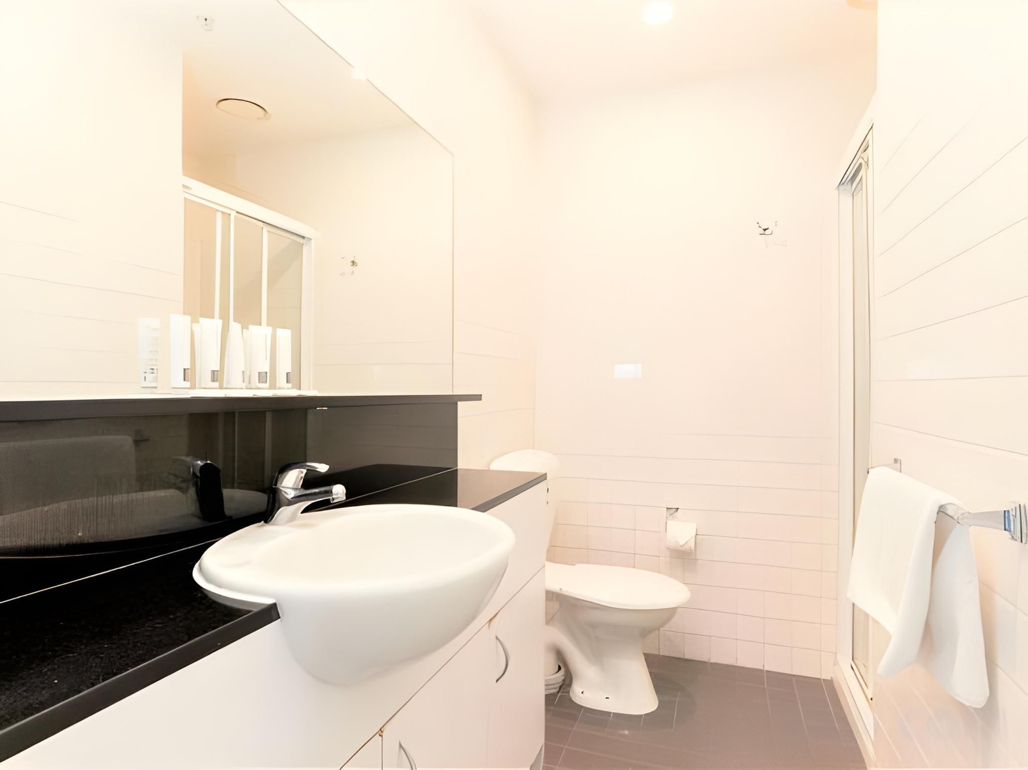 Four-Bedroom Penthouse Apartment