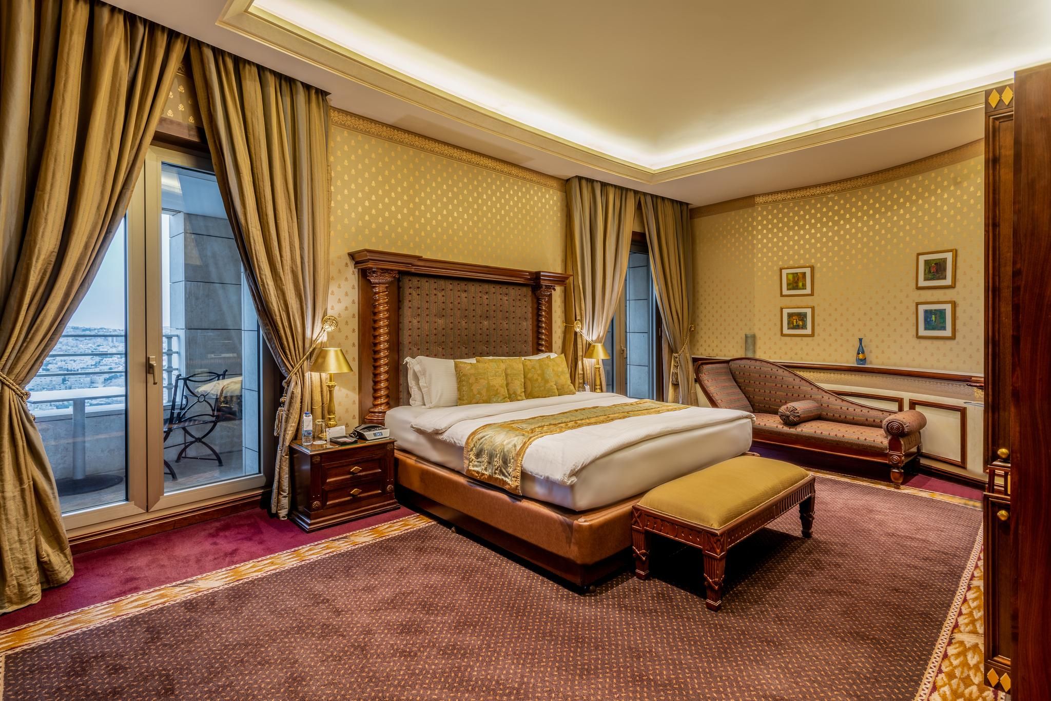 Royal Suite - 1 King Bed