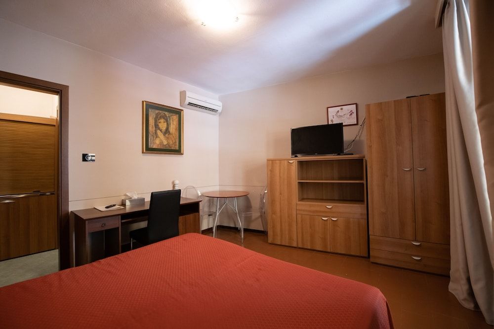 Albergo Trattoria Alessi Standard Double or Twin Room 13