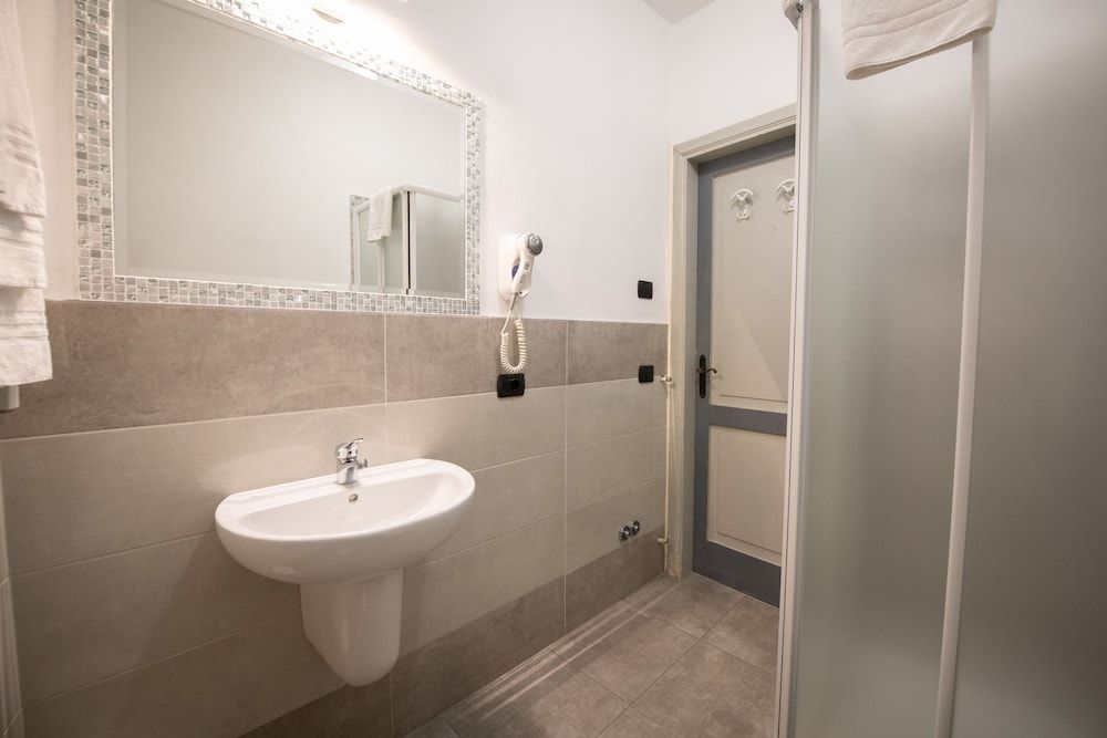 Albergo Trattoria Alessi Standard Double or Twin Room 31