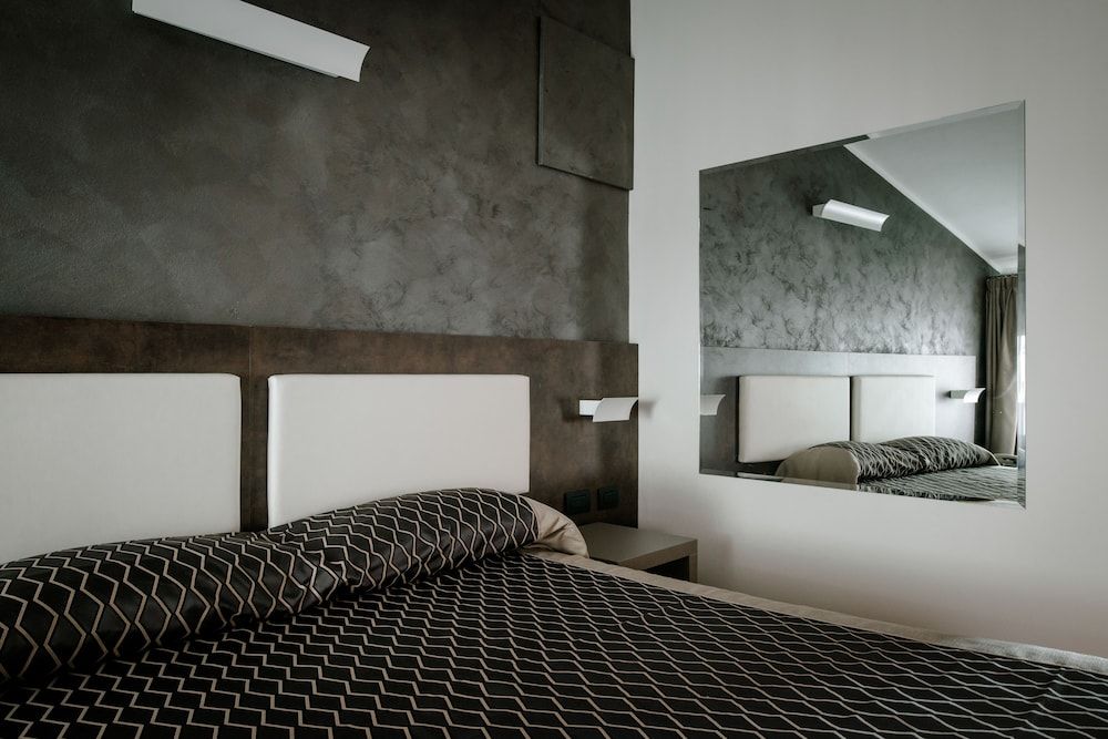 Albergo Trattoria Alessi Standard Double or Twin Room 3