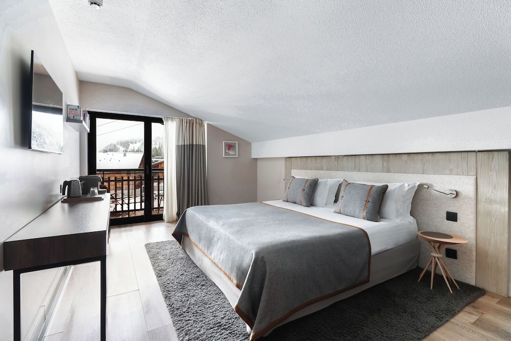 Double or Twin Room (Attic)