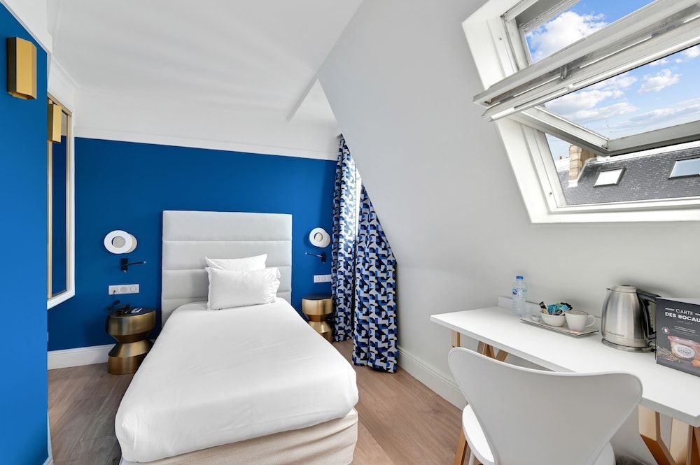 undefined Hôtel Elysées Opéra