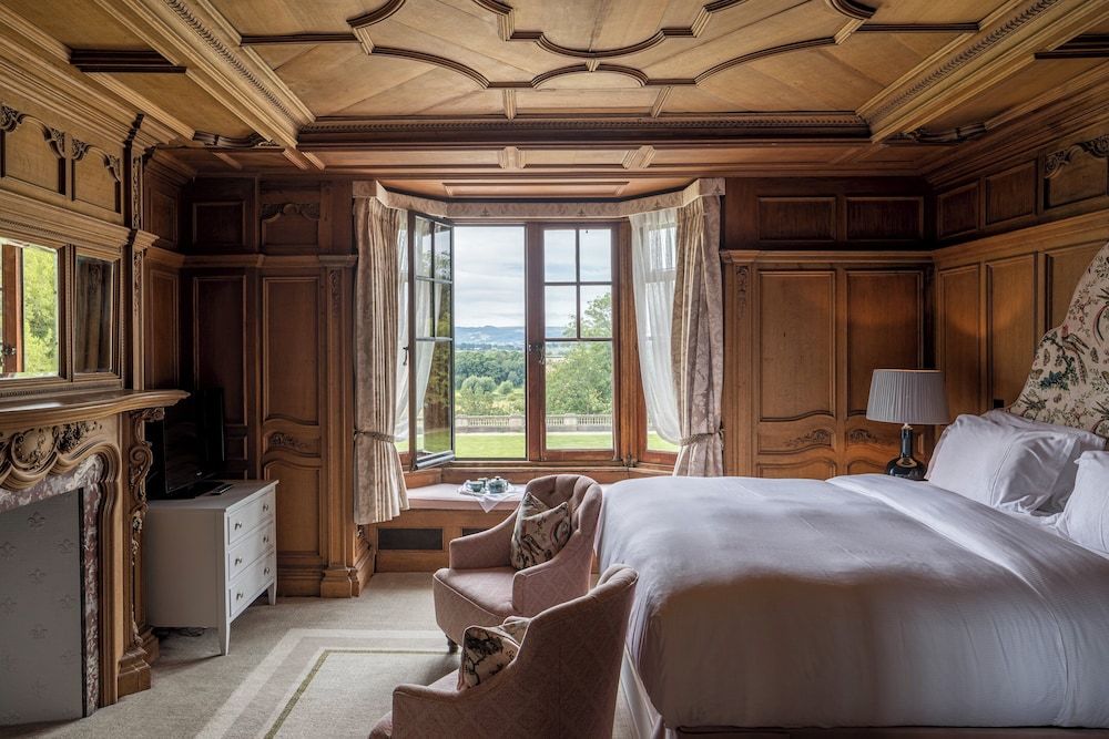 The Wood Norton Luxury King Room 3