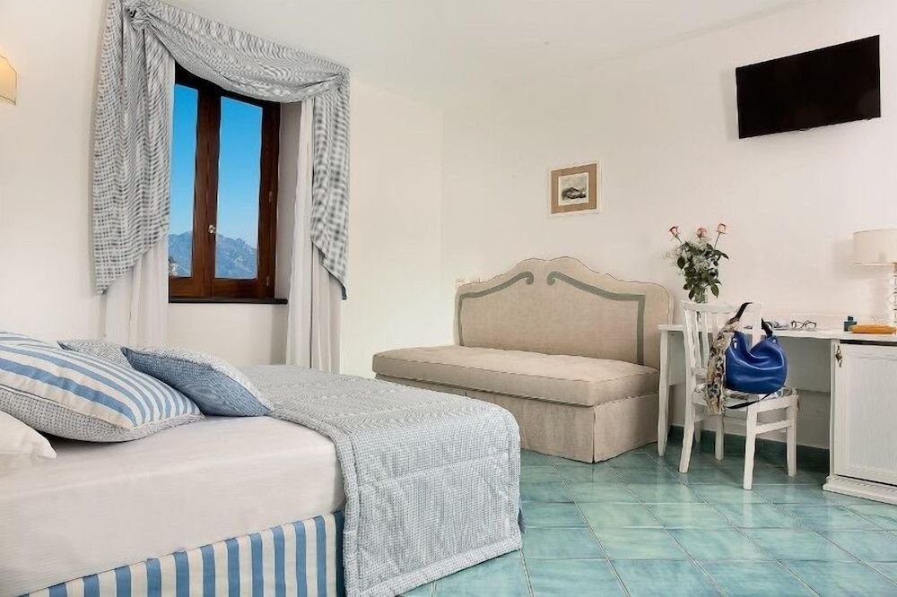 undefined Villa Maria