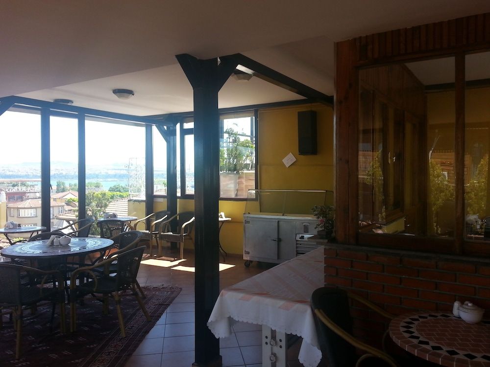 undefined Hotel Park 2