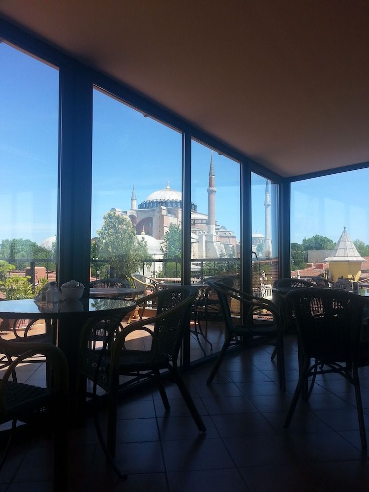 undefined Hotel Park 3