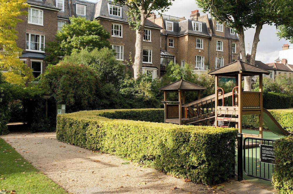 undefined Europa House Apartments 2