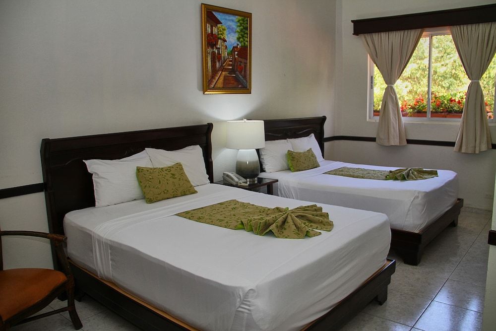 Platino Hotel & Casino Junior Suite 2