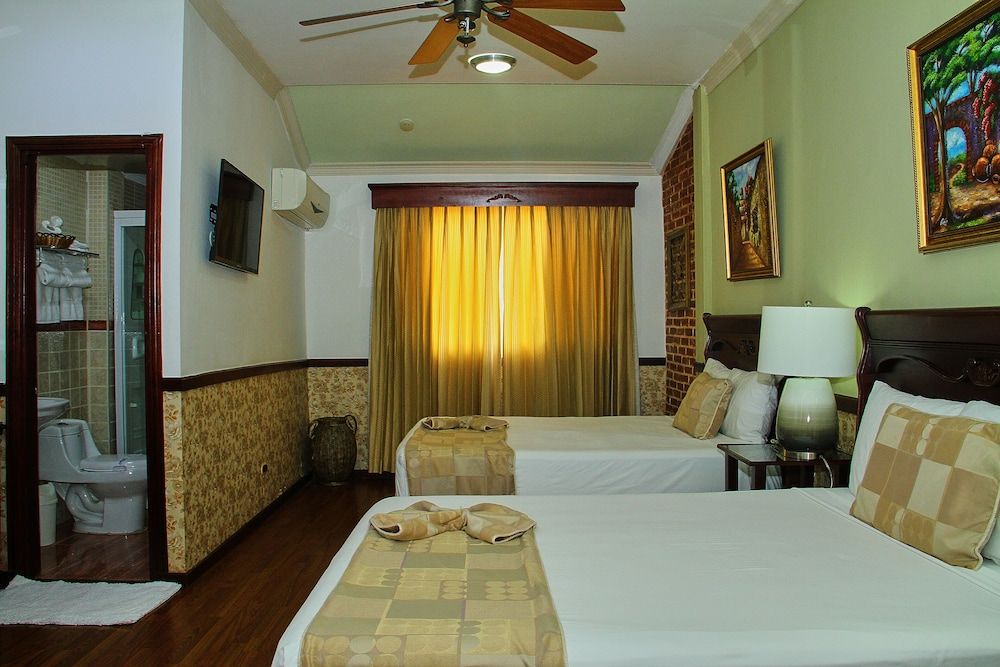 Platino Hotel & Casino Junior Suite Deluxe 8