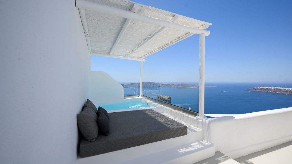 undefined Hotel Sunny Villas 2