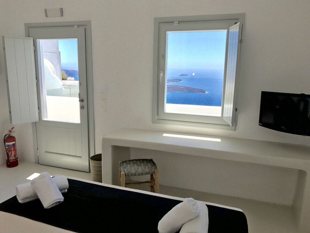 undefined Hotel Sunny Villas 9