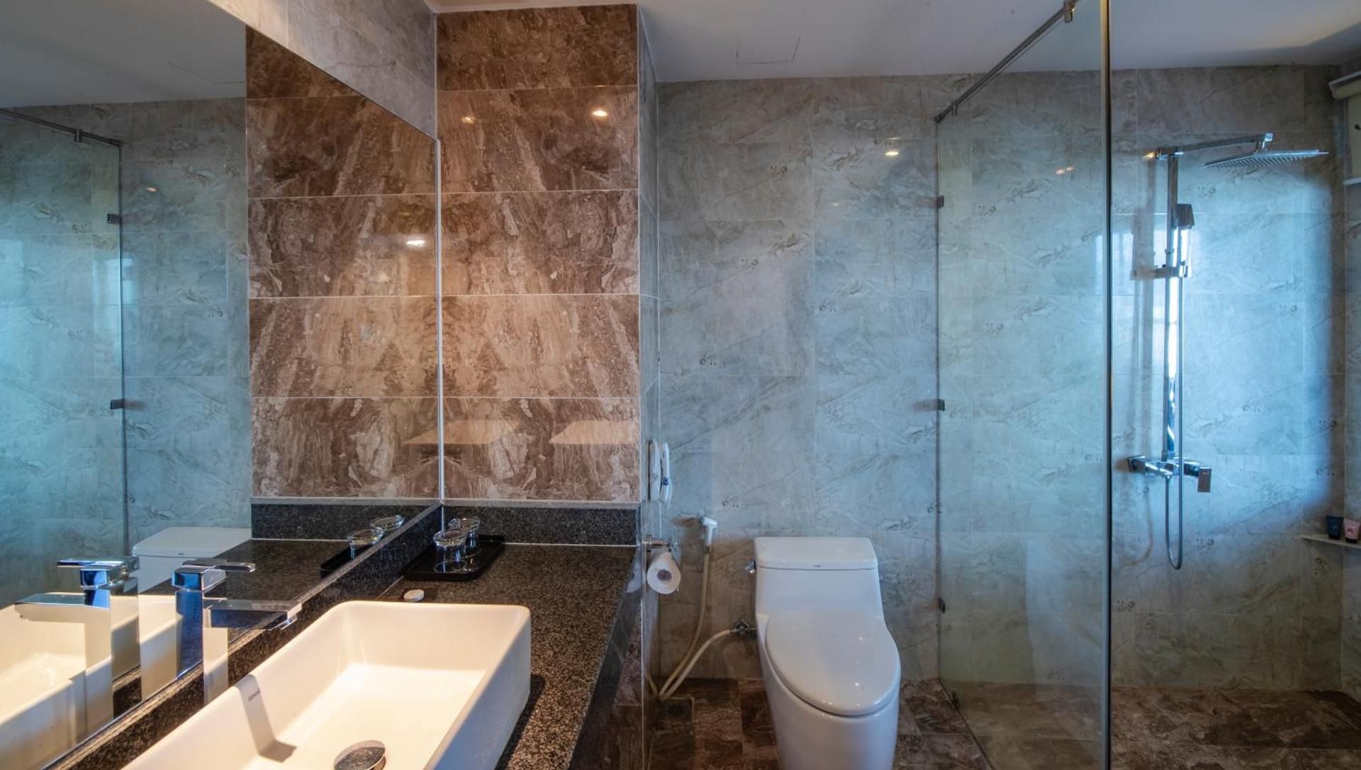 Deluxe Family Triple