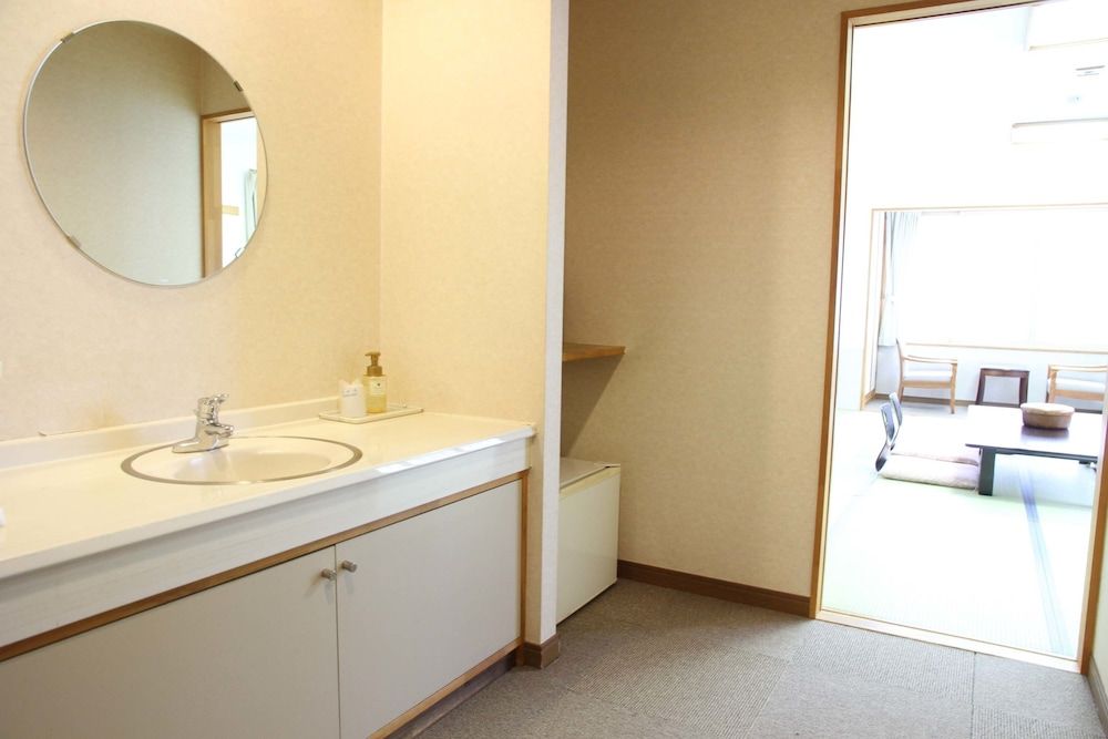 Japanese Style Room with Bathroom (12 Tatami size)
