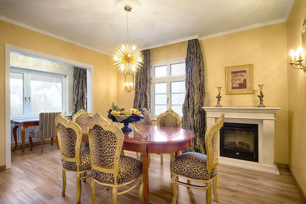 Parkhotel Adler Presidential Suite 6