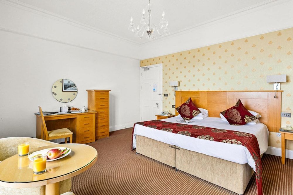 Executive Seaview Double
