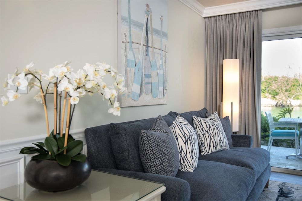 Dolphin Cove - Adults Only Executive Suite, 2 Bedrooms, Marina View 8