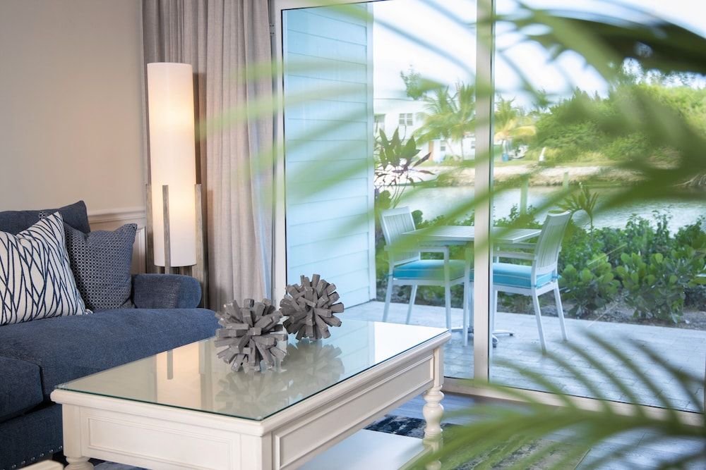 Dolphin Cove - Adults Only Executive Suite, 2 Bedrooms, Marina View 9