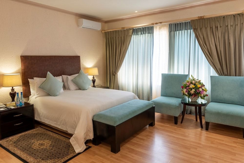 The Royal Villas Swaziland Queen Suite