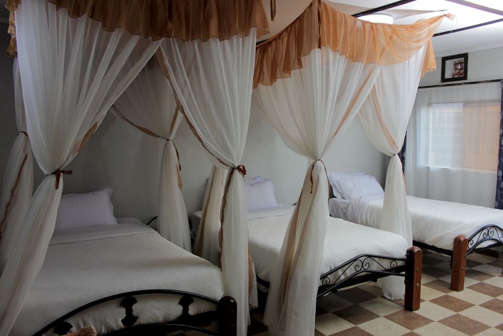 Sweet Lake Resort Triple Room 2