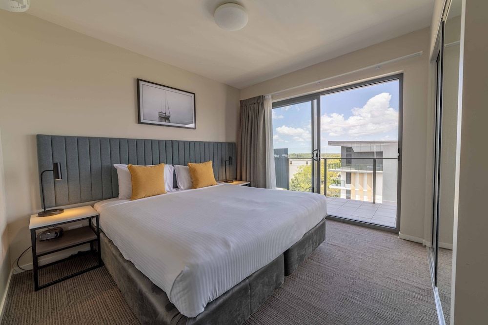 Quest Rockhampton Apartment, 1 Bedroom, Balcony, River View 2