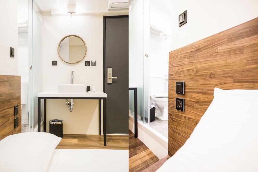 We Come Hostel Economy Double Room, 1 Double Bed, Ensuite 15