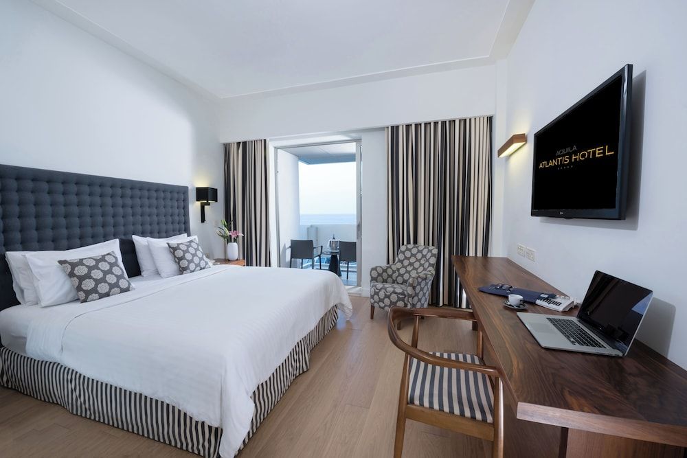 Aquila Atlantis Hotel Superior Room, Harbor View 5
