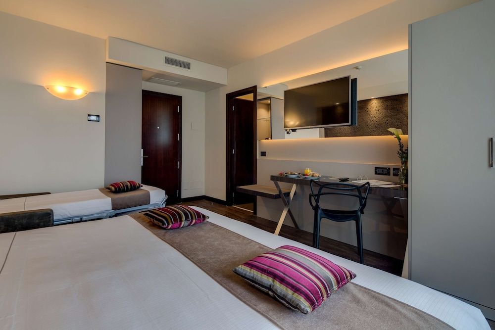 Best Western Plus Hotel Farnese Executive Room, 1 King Bed, Non Smoking (Larger Room) 3