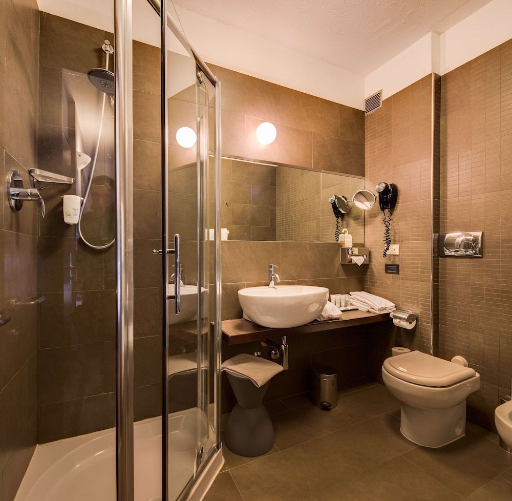 Best Western Plus Hotel Farnese Executive Room, 1 King Bed, Non Smoking (Larger Room) 7