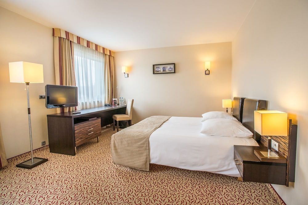 Qubus Hotel Kielce Junior Suite