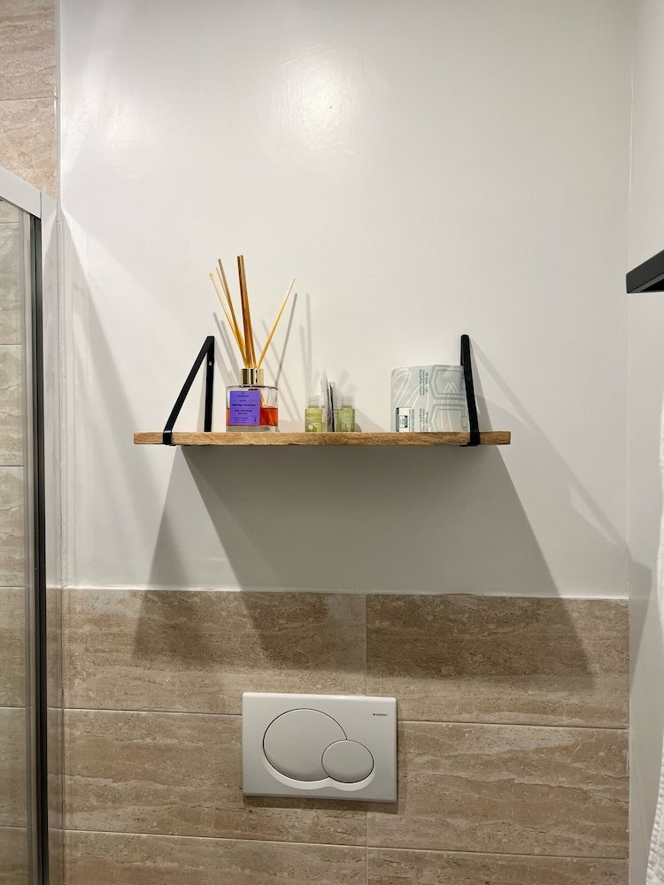 iRooms Rome Spanish Steps Standard Double Room (iMove) 2