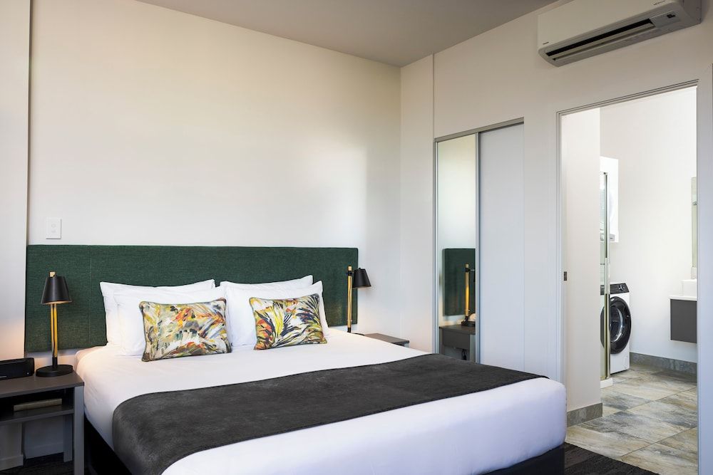 Quest on Thorndon Studio 4