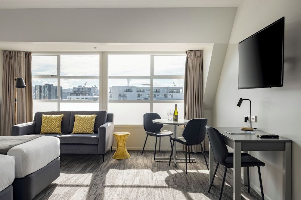 Quest on Thorndon Studio 13