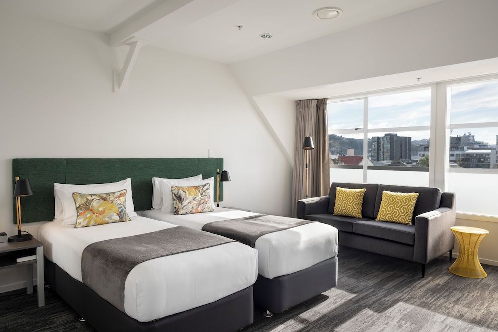 Quest on Thorndon Studio