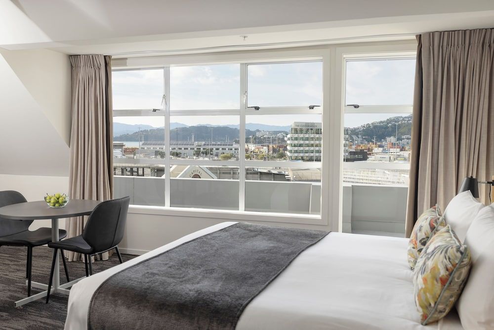 Quest on Thorndon Studio 6