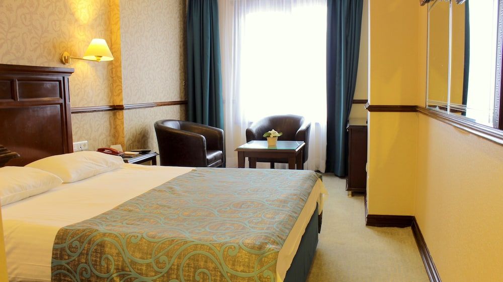Topkapi Inter Istanbul Hotel Standard Double Room 25