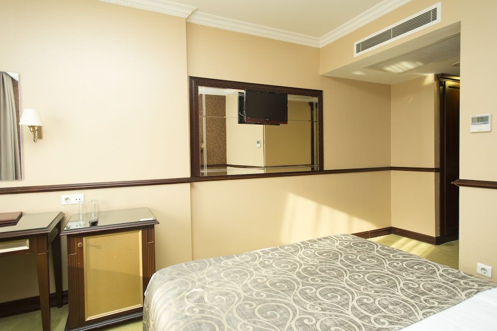 Topkapi Inter Istanbul Hotel Standard Double Room 20